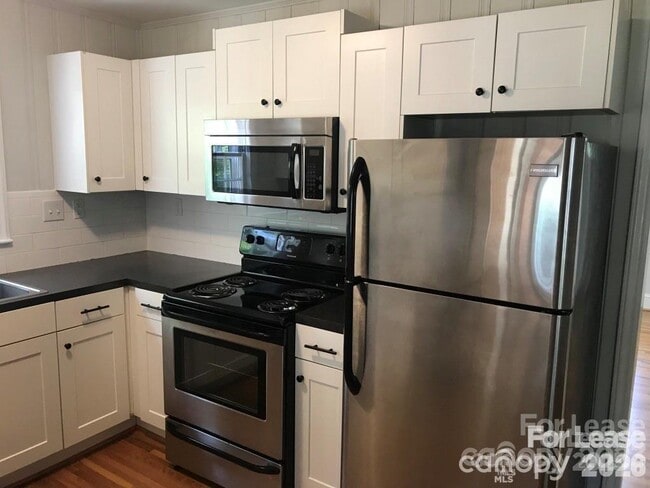 Building Photo - 2309 Lanier Ave