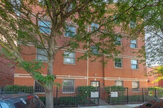 Building Photo - 519 S Maplewood Ave