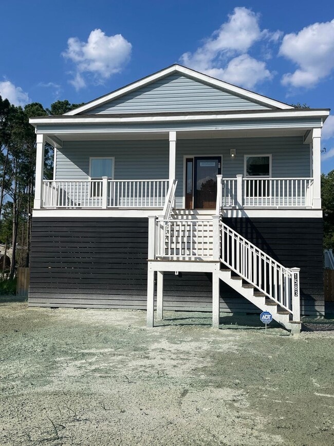 Building Photo - Newly Built Mount Pleasant Rental!