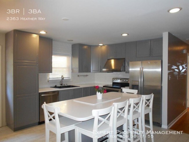 Foto del edificio - 2363 Heather Way