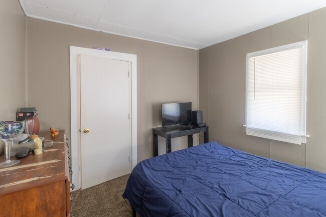 Foto del edificio - 1022 Greenleaf St