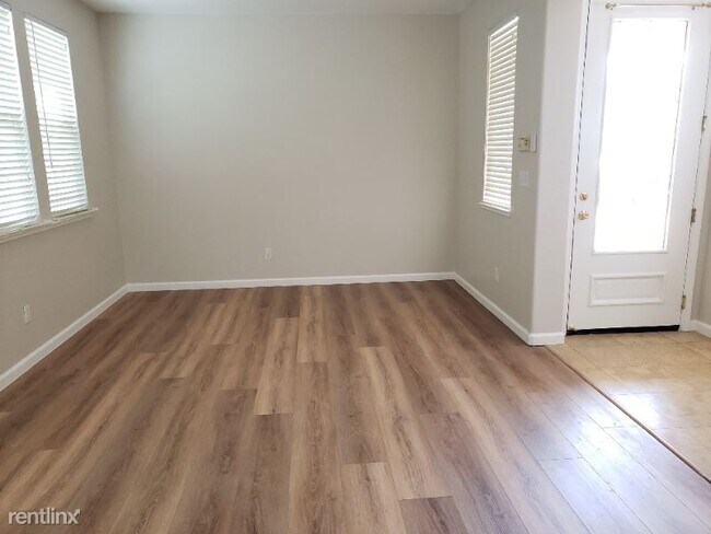 Foto del edificio - 5 br, 4 bath House - 2485 Turnberry Ct