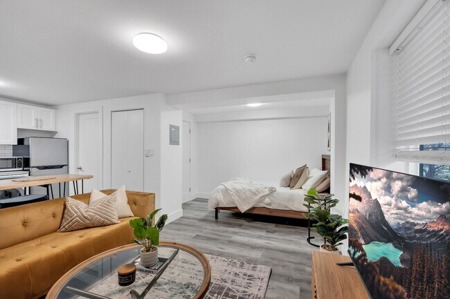 Photo du bâtiment - 2325 Glen Dr