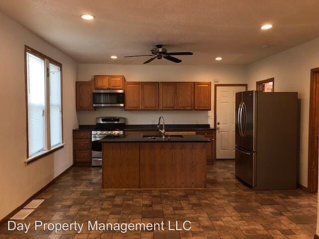 Building Photo - 2 br, 1 bath Apartment - 1204 S Jefferson St.