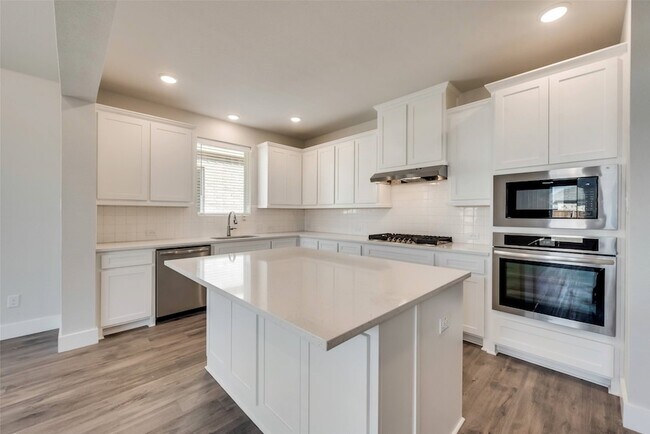 Foto del edificio - 6257 White Creek Drive