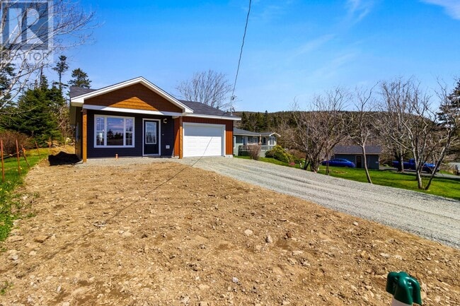Building Photo - 305 Petty Harbour Rd