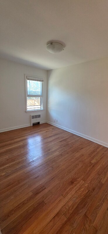 Building Photo - 826 E Henry Clay St
