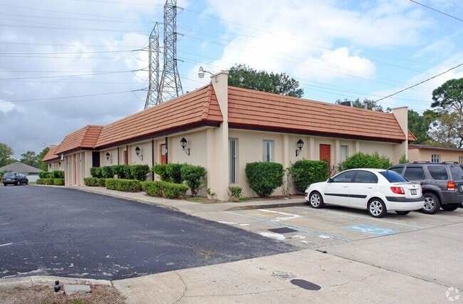 Building Photo - 5401 Alhambra Dr