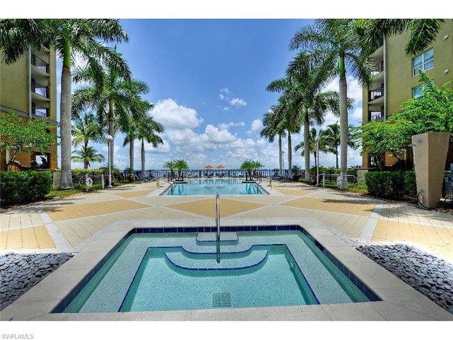 Building Photo - 2825 Palm Beach Blvd