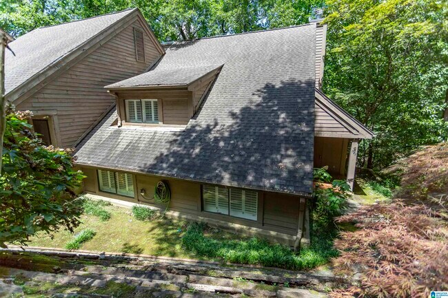 Foto del edificio - 327 Heath Dr