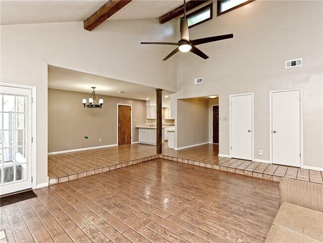 Building Photo - 15502 Rock Creek