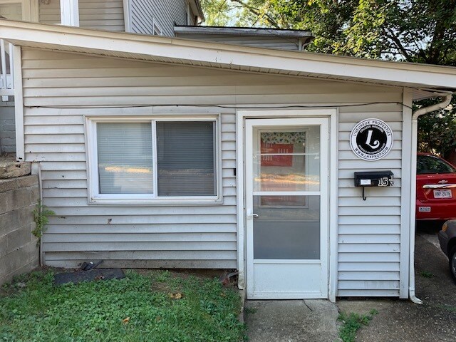 15 Clarke St