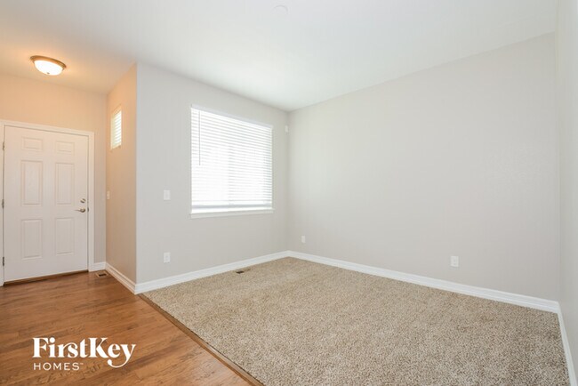 Foto del edificio - 12742 E 105th Ave