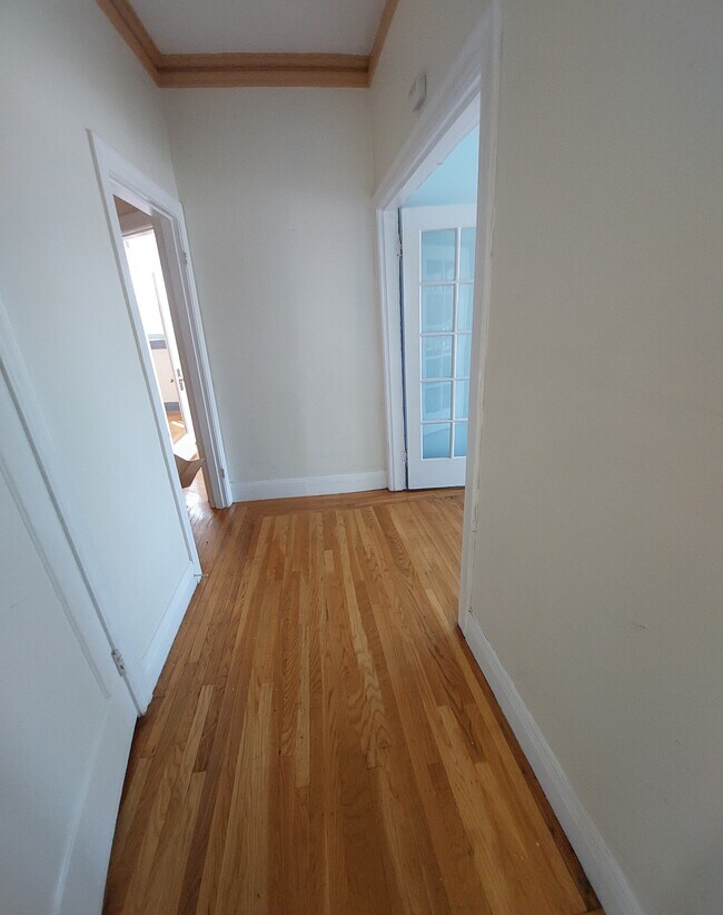 Foto del edificio - 570 Grand Ave