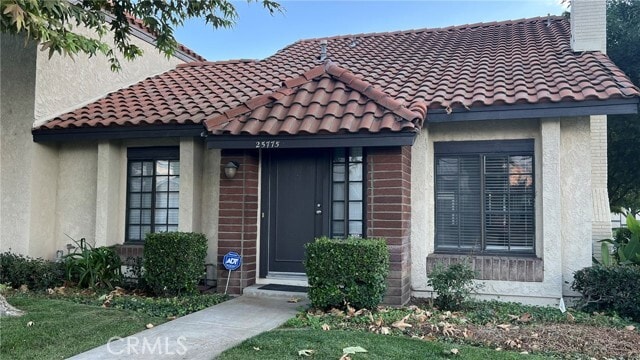 Foto principal - 25775 Mission Rd