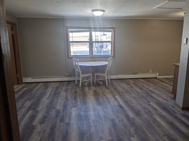 Living/Dining Room - 115 Main St N