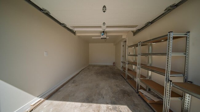 Photo - 1541 W 65th St House