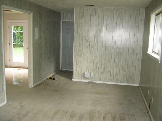 Foto del edificio - CUTE SINGLE-FAMILY HOME IN PRINCESS ANNE P...