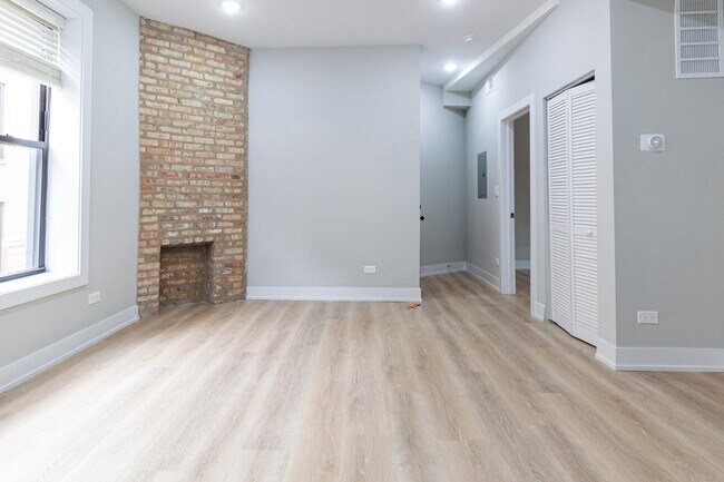 Foto del edificio - 428 W Belden Ave