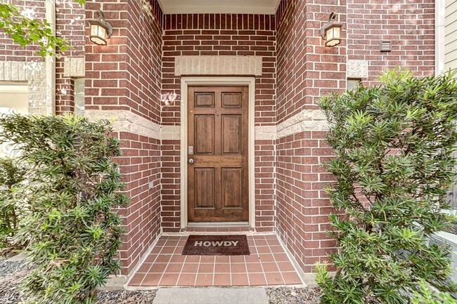 Building Photo - 5838 Larkin St