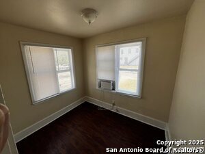 Foto del edificio - 905 W Lynwood Ave