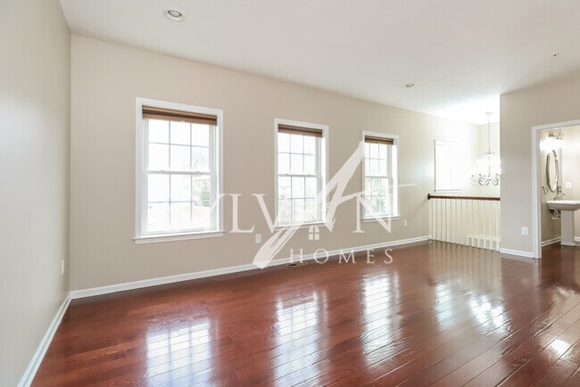 Building Photo - Carve Out a Great Life Here!