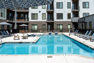 Building Photo - The Fitzroy