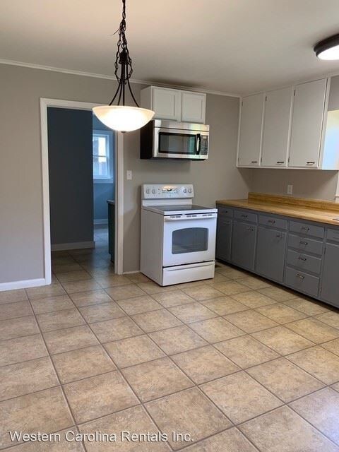 Foto del edificio - 3 br, 2 bath House - 757 Calvary Church Rd