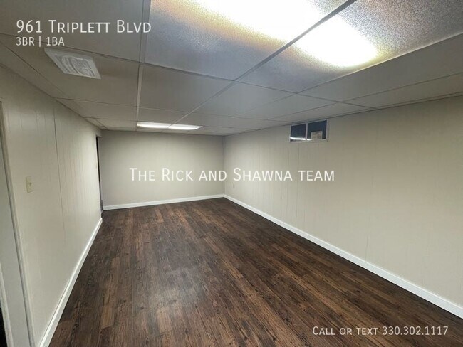 Foto del edificio - Three bedroom one bathroom single story ho...