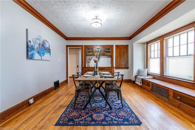 Building Photo - 3693 W 140th St