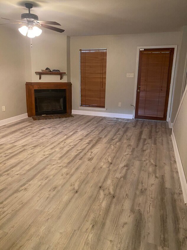 MAISON ROUGE TOWNHOMES 2BR/2.5BT CLOSE TO... - MAISON ROUGE TOWNHOMES  2BR/2.5BT CLOSE TO...