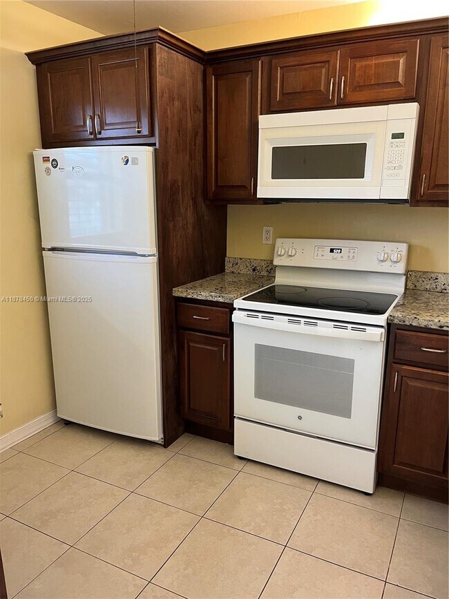 Foto del edificio - 10401 NW 11th St