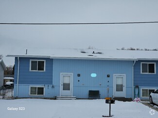 Building Photo - 370 Shoshone Ave