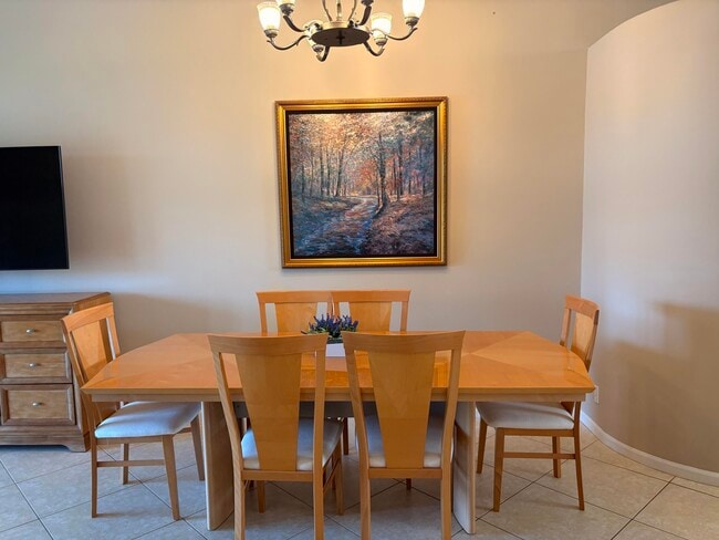 Building Photo - 14181 Castlerock Way