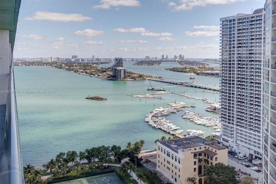 1756 N Bayshore Dr Unit 23O, Miami, FL 33132 Condo for Rent in Miami