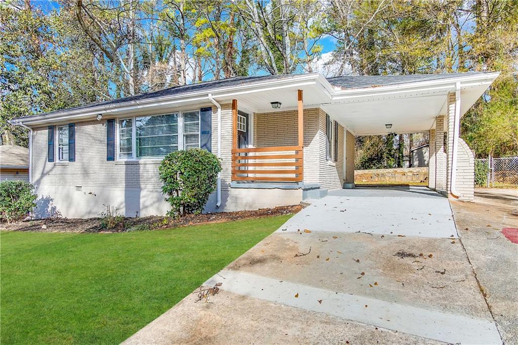 Foto principal - 3388 Jackson Dr