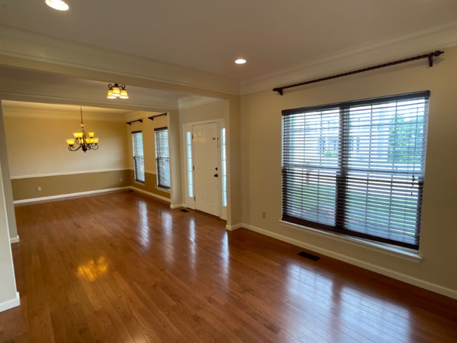 Foto del edificio - 3802 Scarlet Oak Dr