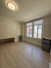Building Photo - 420 Ellis St