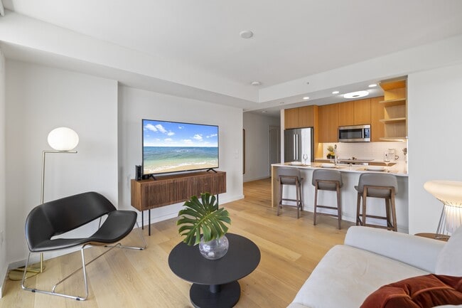 Building Photo - 1388 Kapiolani Blvd