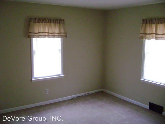 Building Photo - 778 Upper Fredericktown Rd