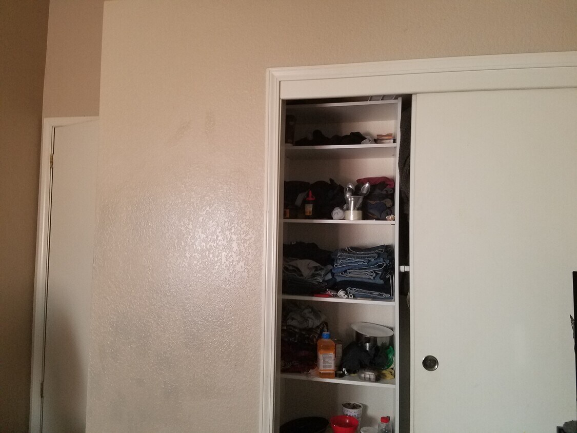 5825 Thoroughbred Dr, Riverbank, CA 95367 House Rental in Riverbank, CA