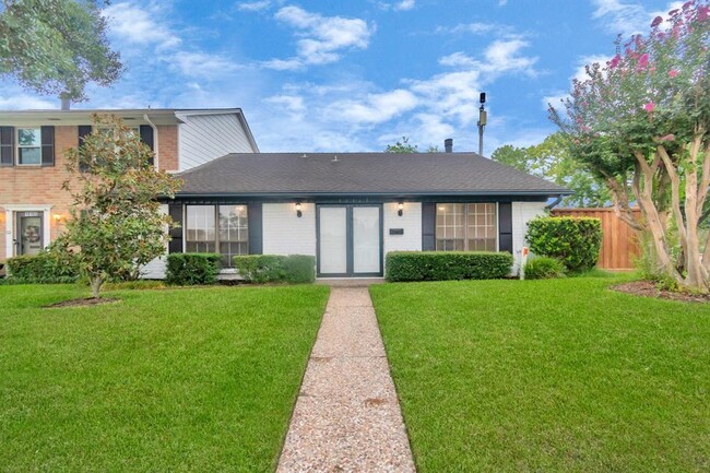 Building Photo - 10167 Kemp Forest Dr