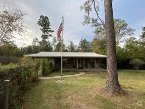 Building Photo - 1761 Chippendale Rd