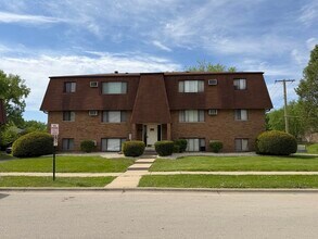 Building Photo - 1465 Abbott Dr