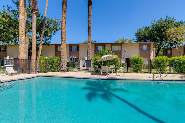 Foto del edificio - 4701 N 68th St