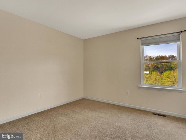 Building Photo - 609d Erford Rd