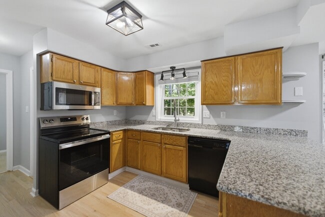 Building Photo - 6111 Bison Ct
