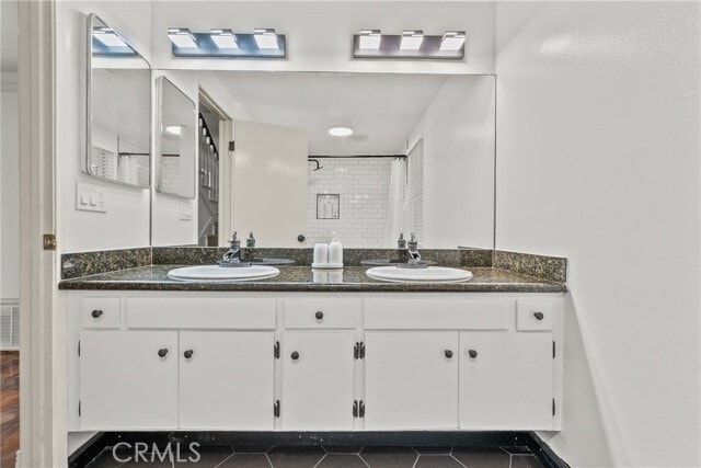 Foto del edificio - 9558 Swinton Ave