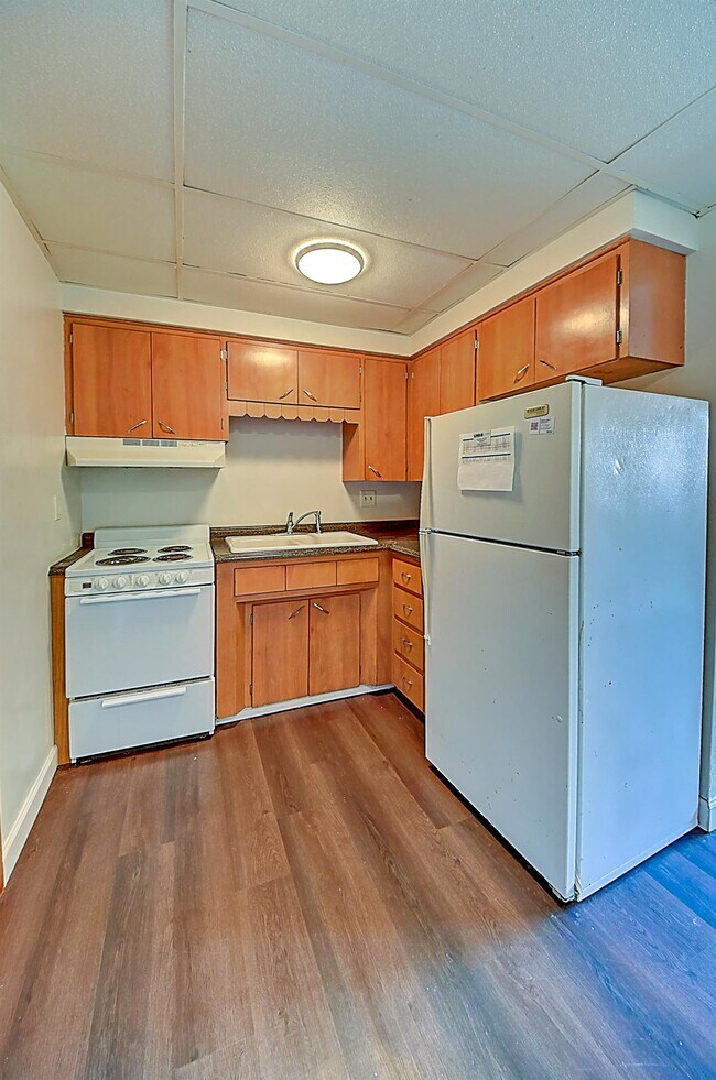 Building Photo - 139 Southview Dr