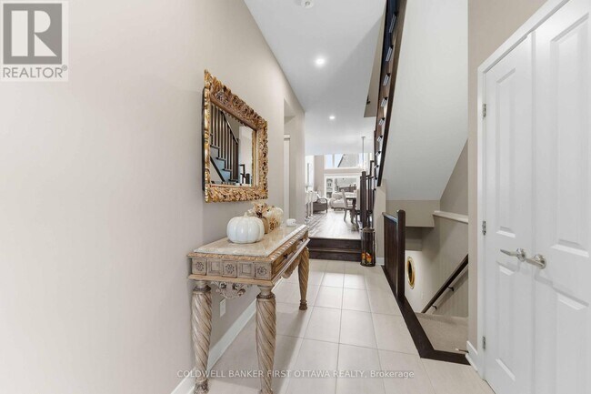 Building Photo - 542 Borbridge Ave